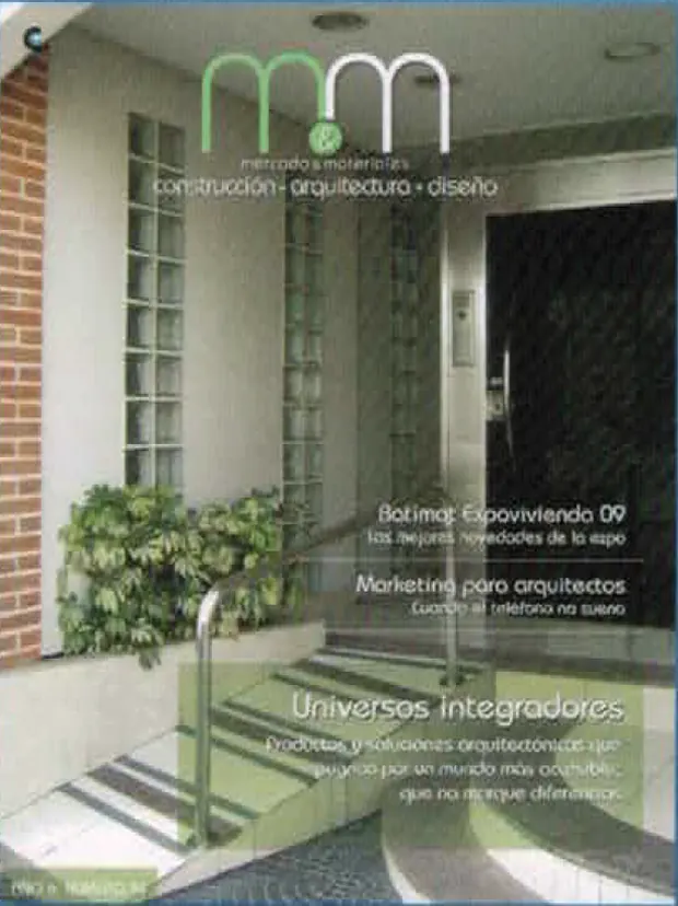 Página da revista Mercado & Materiales — imagem 2